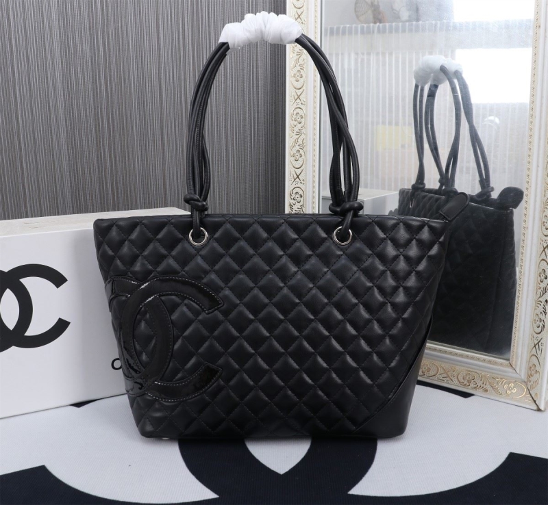 Ch**el shopping bags